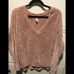 MUDD pink sweater